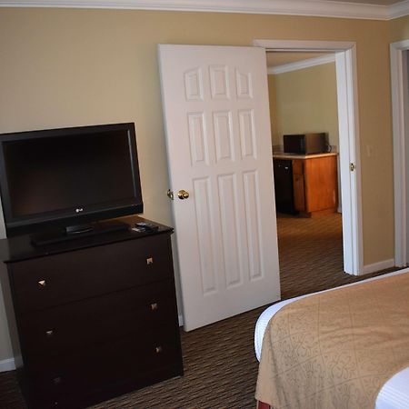 Best Western Colonial Inn Selma Bagian luar foto
