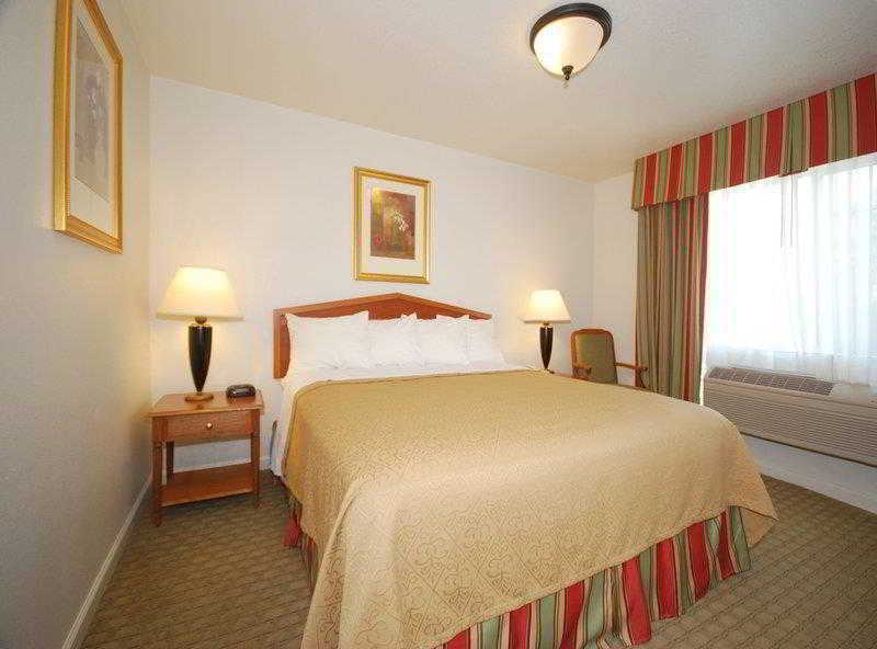 Best Western Colonial Inn Selma Bagian luar foto